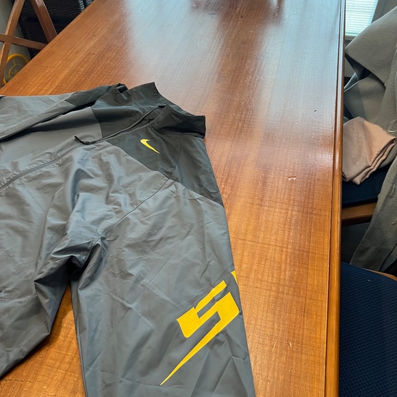 Nike Golf Rain Suit - Picture 7 of 7